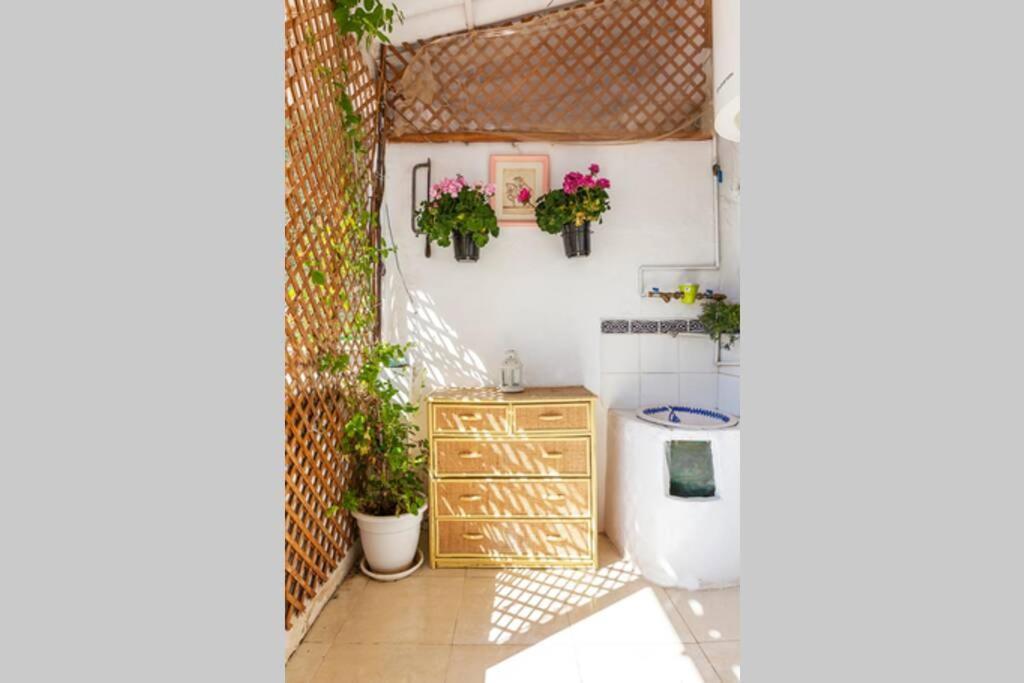 Casita A La Luz De La Alhambra Apartment Granada Luaran gambar